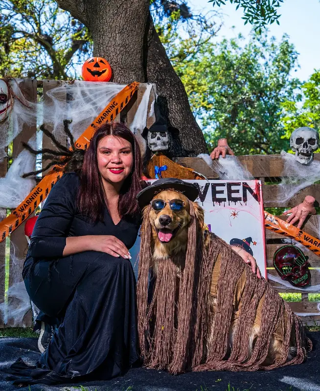 16. Fringed Desert Wanderer Costume with Sunglasses and Western Hat on a Golden Retriever