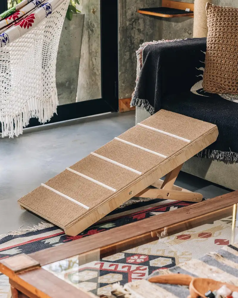Natural Wood Slatted Ramp with Ribbed Sisal Tread