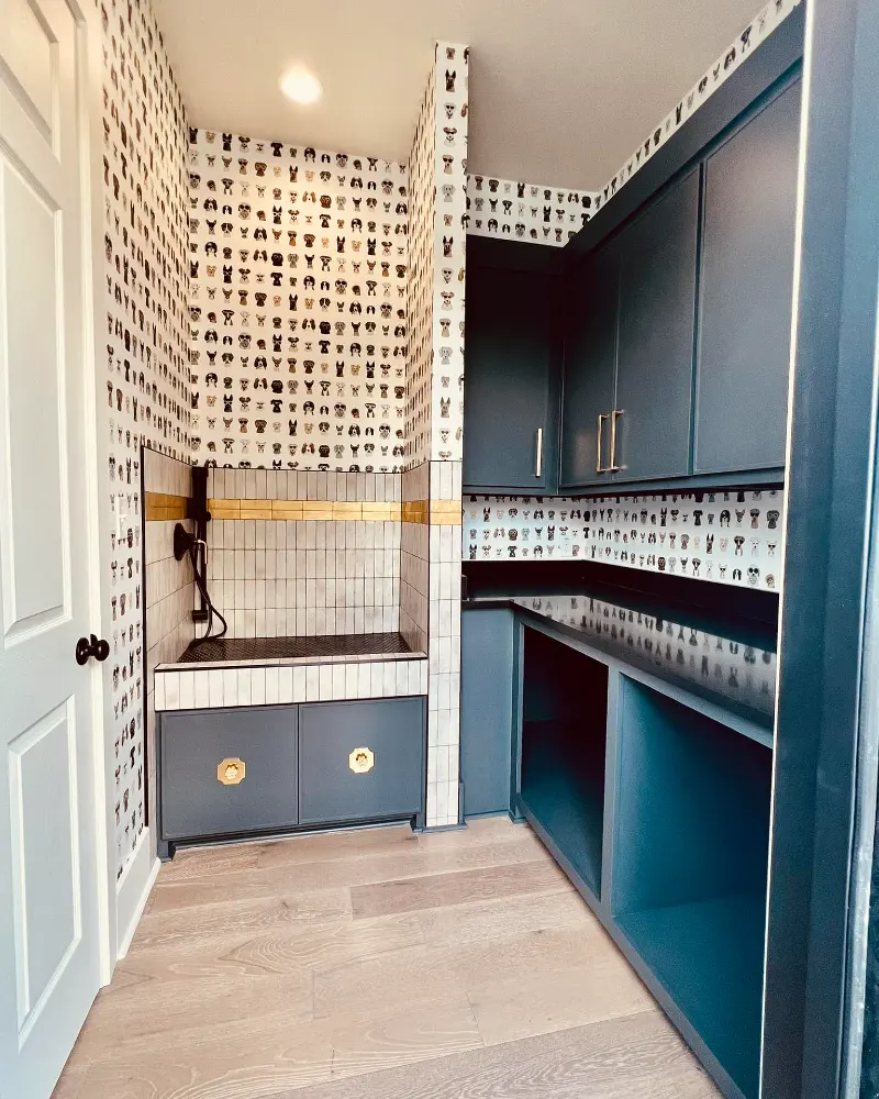 Vertical Subway Tile Tub with Gold Accent Band and Dog Portrait Wallpaper