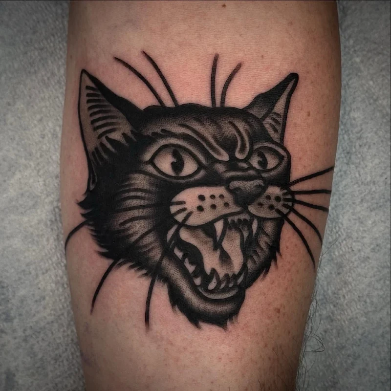 American Traditional Hissing Cat Head with Heavy Shading