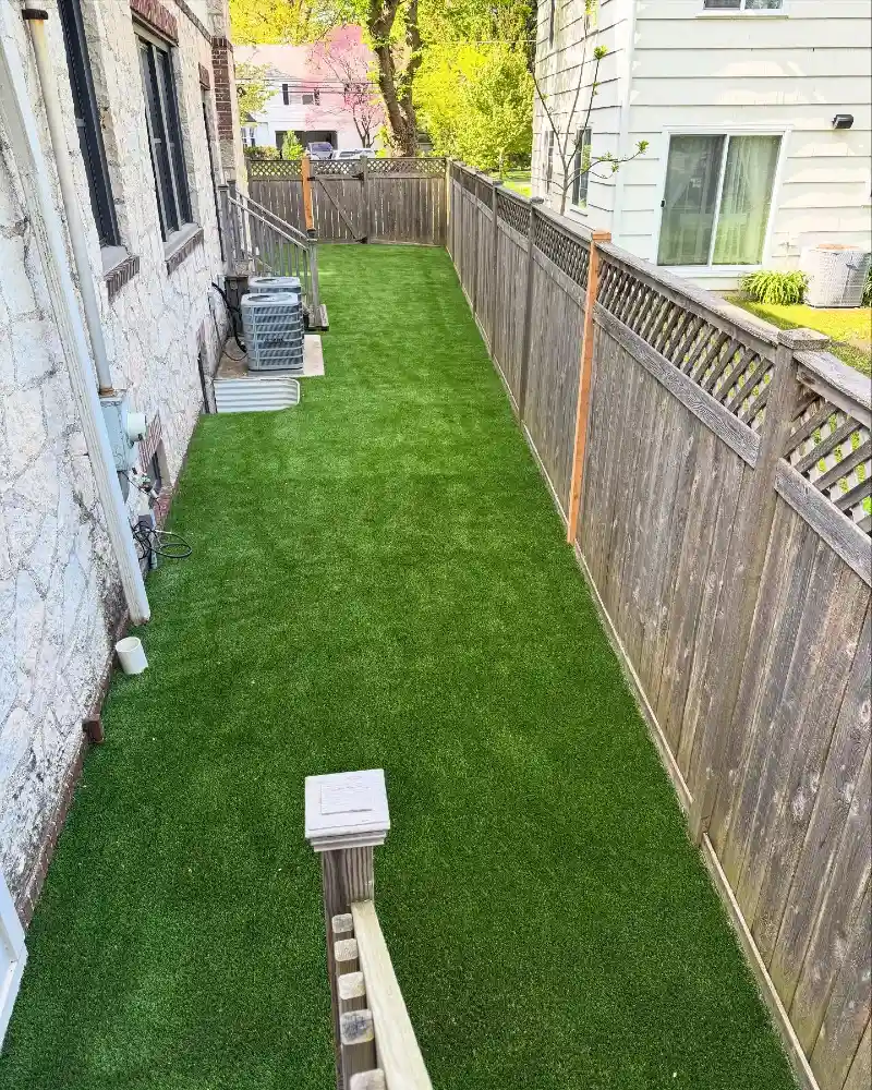 Artificial Turf Side Yard Runway with Cedar Lattice Fence