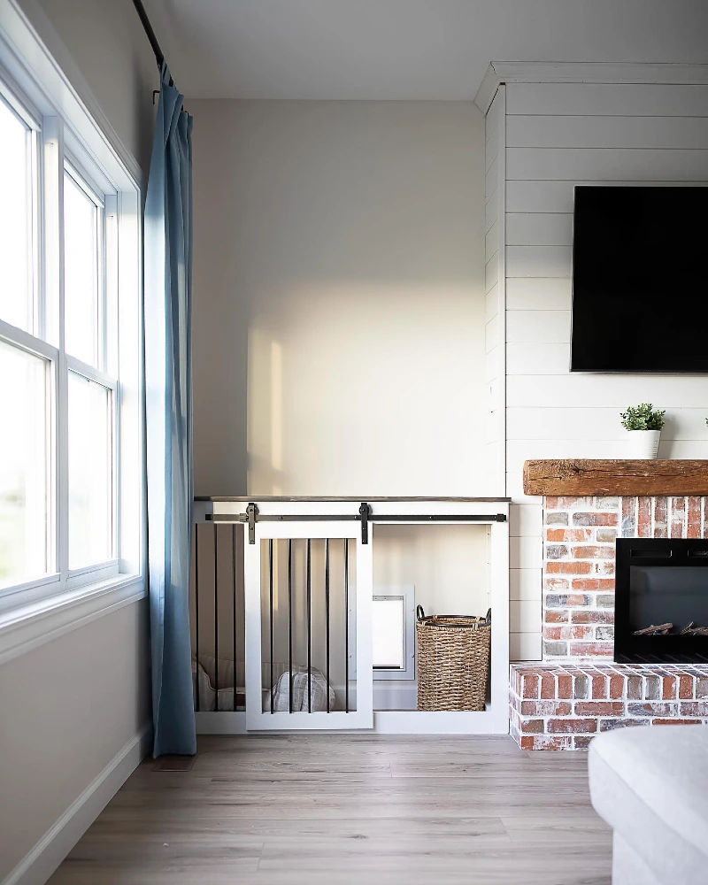 Built-In Alcove Crate with Integrated Dog Door and Sliding Gate