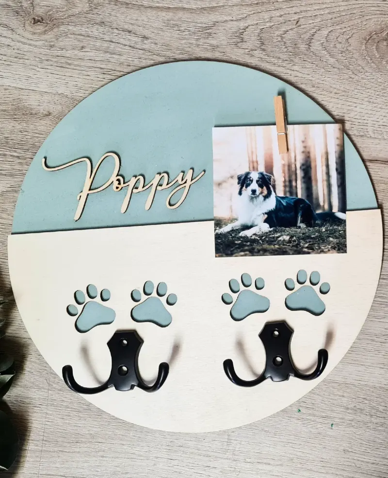 Circular Two-Tone Wooden Sign with Photo Clip and Dual Black Hardware Hooks