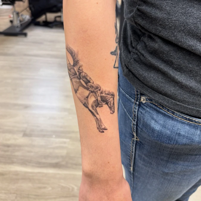 Classic Rodeo Bronc Outer Forearm Design