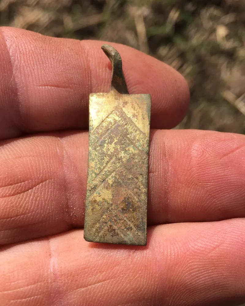 Engraved Rectangular Gilded Pendant with Chevron Patterning