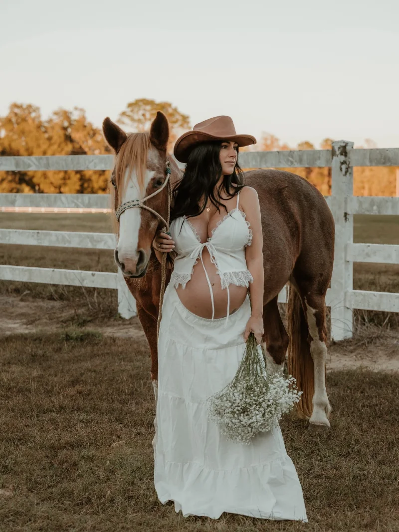 Maternity Western Style with a White Lace Set and Cowboy Hat