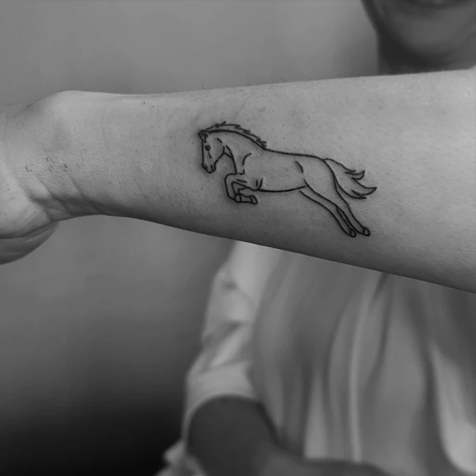 Minimalist Line Art Forearm Jump