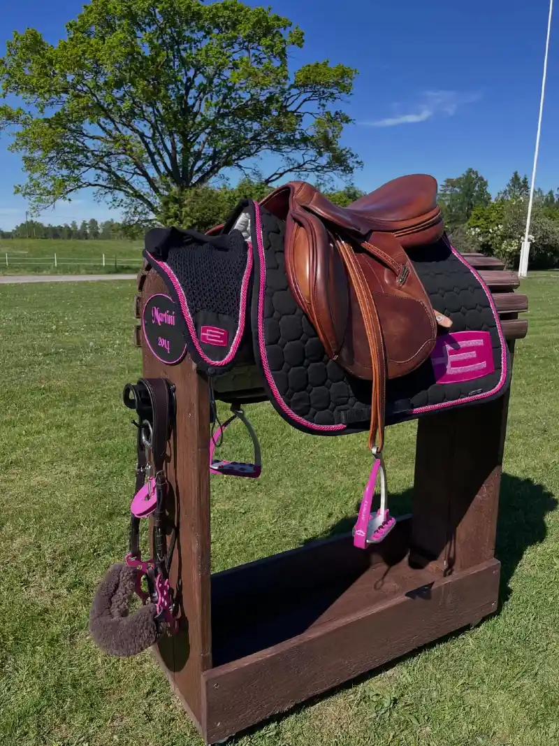 Pink and Black Custom Saddle Pad and Tack Set