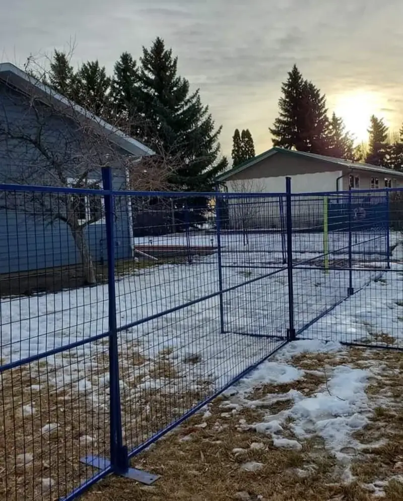 Powder-Coated Blue Steel Mesh Panels with Flat Stand Feet