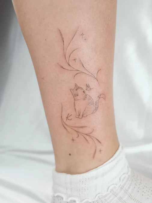 The Fine Line Botanical And Initial Portrait