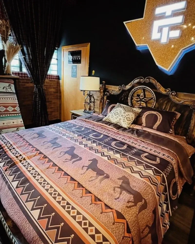 Western-Infused Dark Feature Wall with Texas Star Bed Frame