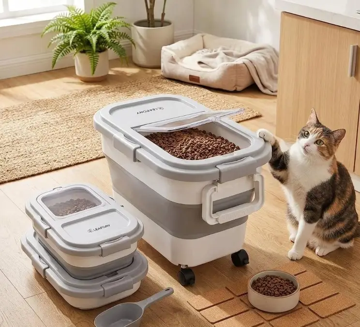 Collapsible Plastic Bins On Rolling Casters